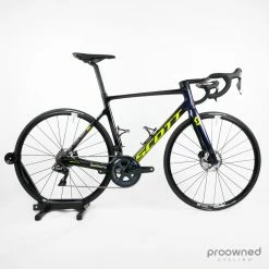 Scott Addict RC Pro Disc - L/56 - Dura-Ace Di2 - A. Konychev - Mitchelton-Scott
