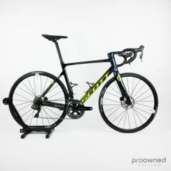 Scott Addict RC Pro Disc - L/56 - Dura-Ace Di2 - M. Hepburn - Mitchelton-Scott